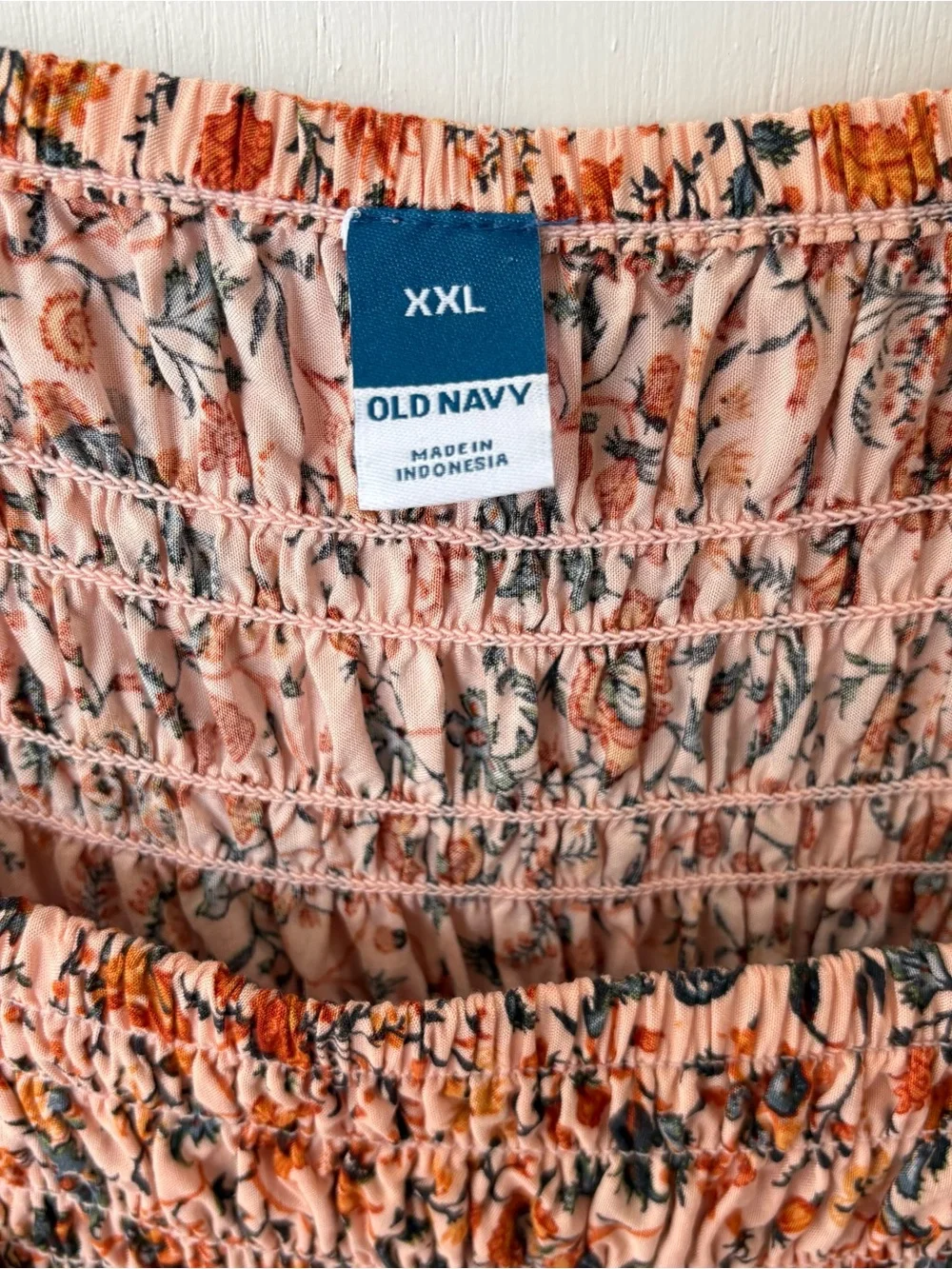 Old Navy Fitted Puff Sleeve Smocked Top
